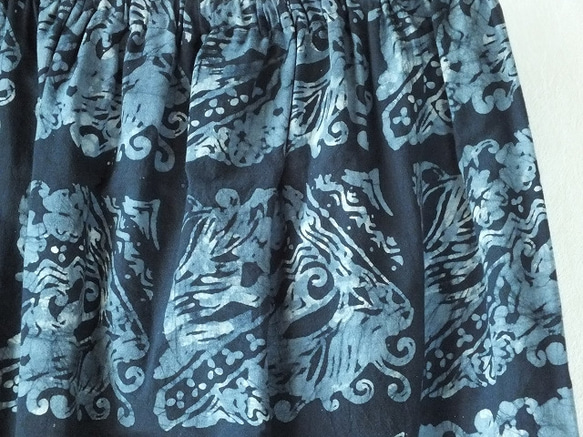 波の華・藍染めスカート 3枚目の画像