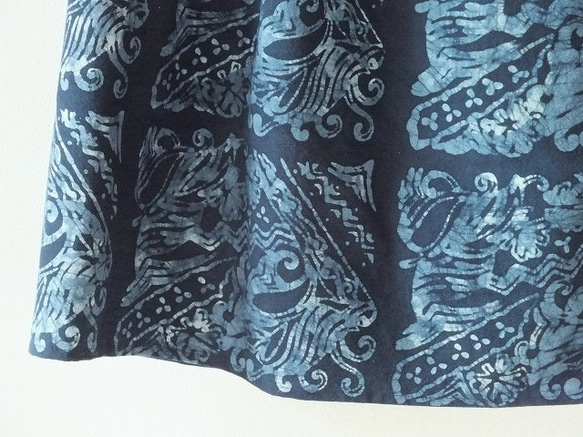 波の華・藍染めスカート 5枚目の画像