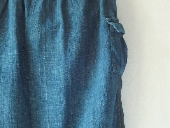 手織り綿の浅間山麓藍染スカート 2枚目の画像