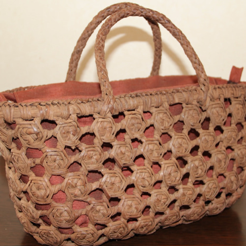 最高級国産山葡萄やまぶどう一番皮花乱れ編み「山咲」かごバッグ国産内布