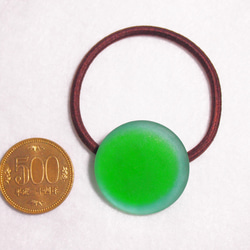 ふんわりグリーンのガラスのヘアゴム２ 5枚目の画像
