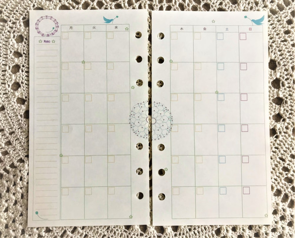 システム手帳リフィル　バイブルサイズ　青い小鳥柄　カレンダーと罫線メモセット 2枚目の画像