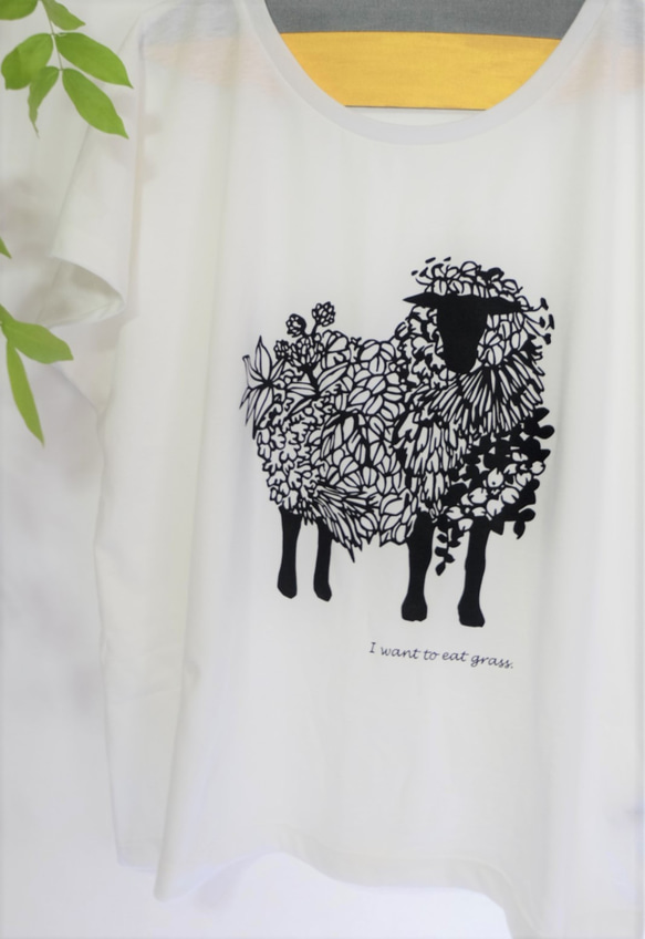 ヒツジTシャツ　[レディース］　夏の白いTシャツ　[フリー・ドルマンタイプ] 4枚目の画像