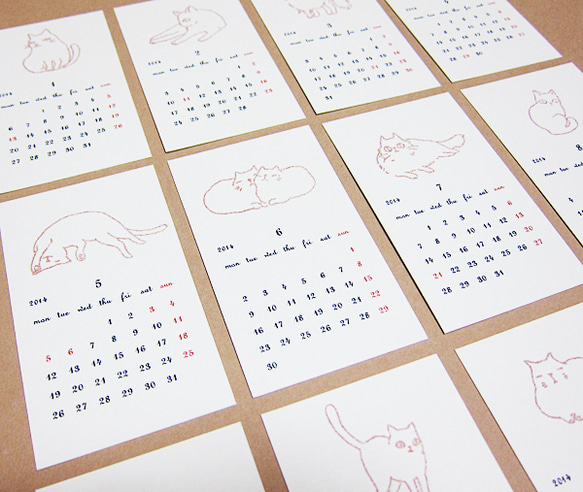 2014年ネコだらけミニカレンダー 1枚目の画像