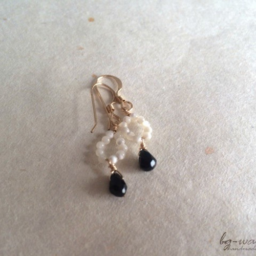 再販】K14GF☆オニキスとMOPの guardian angel ピアス ピアス（フック