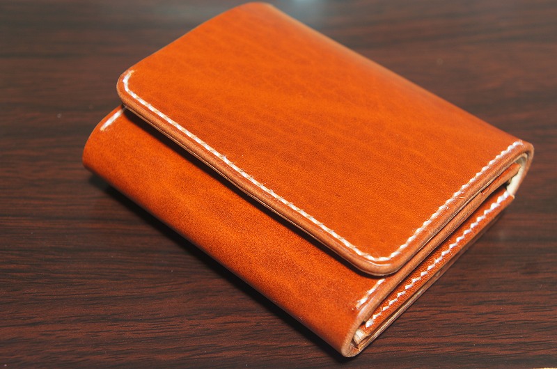 【受注製作】【送料無料】ルガトショルダー　2つ折りミニ財布〈橙〉　本革レザー