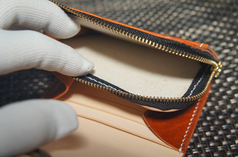 【受注製作】【送料無料】ルガトショルダー　2つ折りミニ財布〈橙〉　本革レザー