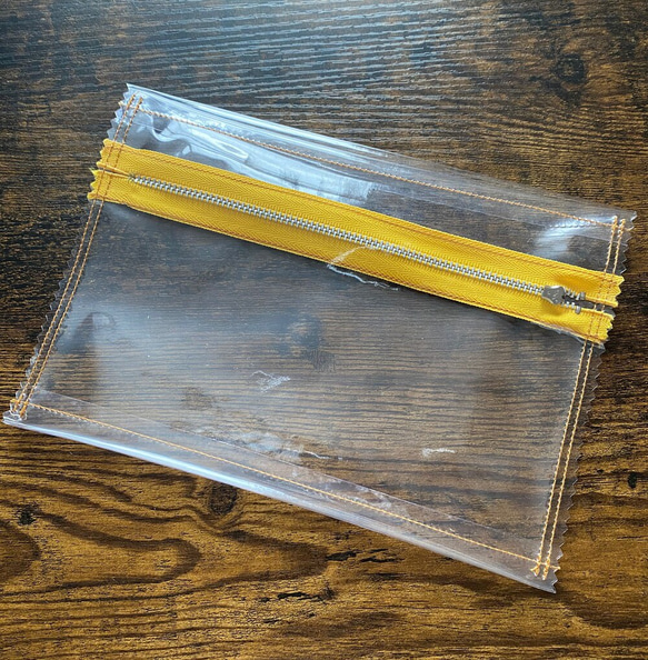 お菓子の袋みたいなビニールポーチ　ギフト袋としても◎ PVC クリアポーチ 4枚目の画像