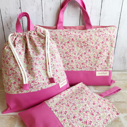 M様オーダー品 お名前刺繍入り 花柄のレッスンバッグ 3点セット