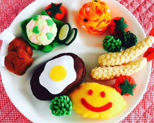 作家さま フェルトままごと セット 2d0e9d5d631518993e11206286e1eb