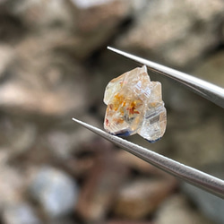 サファイアコランダムツインクリスタル 3.80カラットの天然原石 スリランカ原産 8枚目の画像
