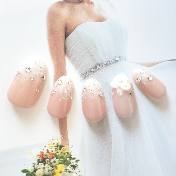 バラの立体のお花とキラキラグラデーションブライダルネイルチップ　ウェディング　結婚式　前撮り用 人気・おすすめ｜使いやすい・旅行におすすめ 品質保証 全国発送 日本国内発送・最短翌日お届け