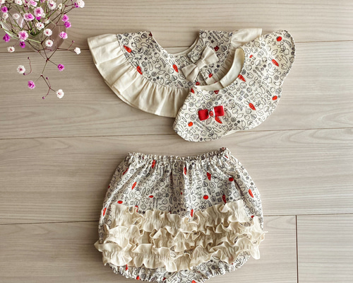 送料無料】リニューアル再販 『吊りベルトかぼちゃパンツ&スタイ