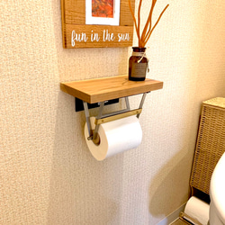 サイズオーダー可】【引取可能】無垢材 縦型のトイレ収納棚 目隠し扉付