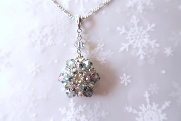 【送料無料】可愛い雪の結晶のネックレス(☆パラダイスシャインカラー☆) 4枚目の画像