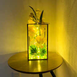 アートフラワーランタン（シンビジューム（造花）・LED照明付き） 1枚目の画像