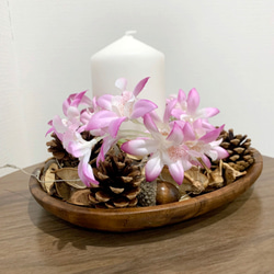 アートフラワーキャンドル（アートフラワー（造花）＋松ぼっくり＋どんぐり・LED照明付き） 5枚目の画像