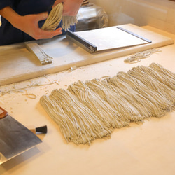 越前そば　手打ち十割そば　生麺(冷凍)8人前つゆ付き　永平寺町産そば粉100％使用　年越し　ギフト　お歳暮　グルメ 7枚目の画像