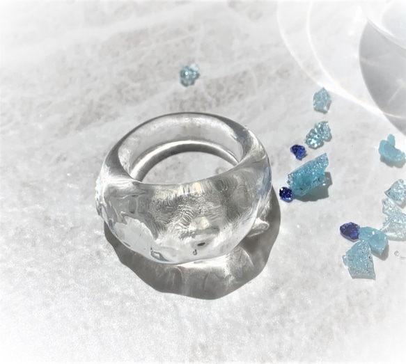 きらめくガラスのリング　氷 3枚目の画像