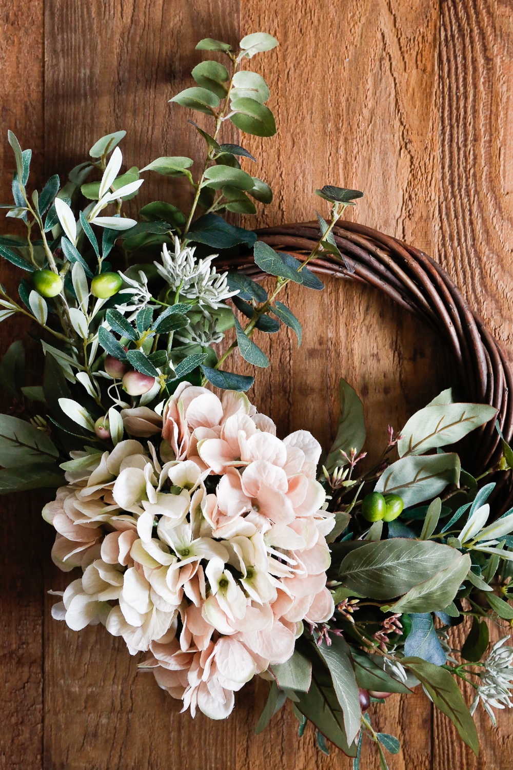 Creema 限定　紫陽花・オリーブ リース　ベージュ