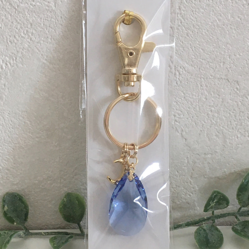夢見るしずく＊ミディアムサファイア&月＊バッグチャーム