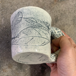 「レモン・草木カップ」いのちのきおくシリーズ、粘土、陶土、陶磁器、cup、マグカップ 3枚目の画像