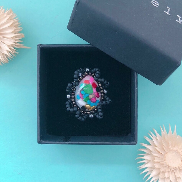 ハンドメイド 人形型リング 淡い緑 予約販売：2024年9月中 お届け予定】