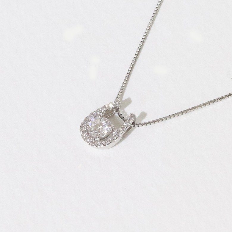 ■幸運のお守り■ Pt900 馬蹄 ダイヤモンド ネックレス 0.25ct プラチナ