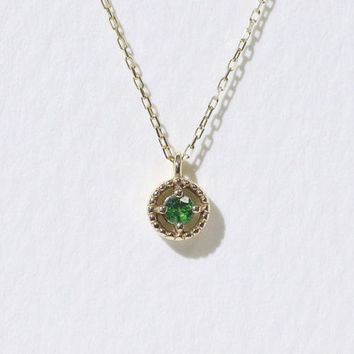 K10 天然グリーンガーネット 0.05ct 一粒プチペンダント