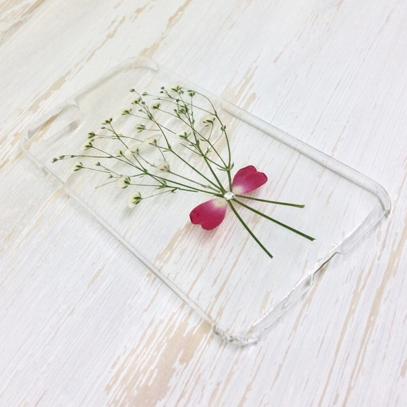 【送料無料】押し花iPhoneケース＊かすみ草とバラのリボンブーケ＊綺麗で可愛い本物のお花のハンドメイドスマホケース 2枚目の画像
