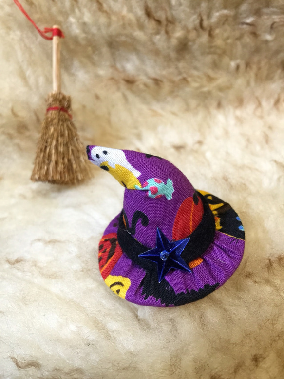 ハロウィンに！【魔女の帽子 パッチンピン付きヘアピン】 ヘアピン ば