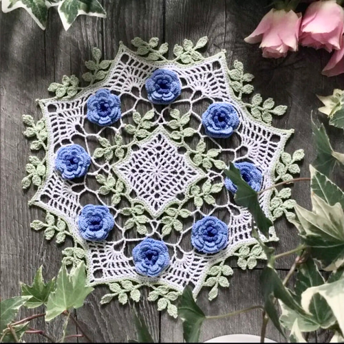 レース編みのドイリー・ブルーローズ 23 cm その他インテリア雑貨