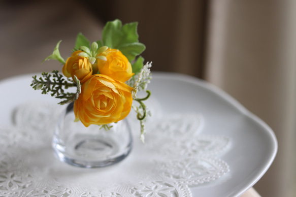 【petits riensフラワーギフト(ラナンキュラスYL)】「ベイクドチーズケーキ」選べる8色アソートセット 6枚目の画像