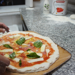 ｛SOLD OUT｝｝本格石窯焼き　八ヶ岳カラフルトマト　冷凍ピザ 3枚目の画像