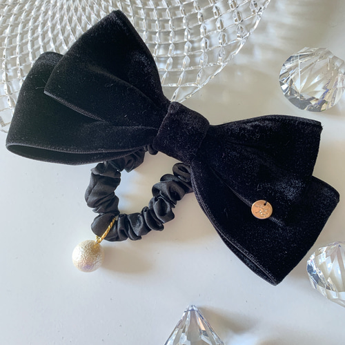 新作♡ パール付 ビッグベロアリボン シュシュ リボンゴム ヘア