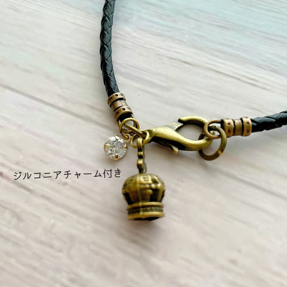 アンティーククラウンチャームの軽い♪本革チョーカー（小型犬、中型犬、猫用）サイズオーダーあり 4枚目の画像