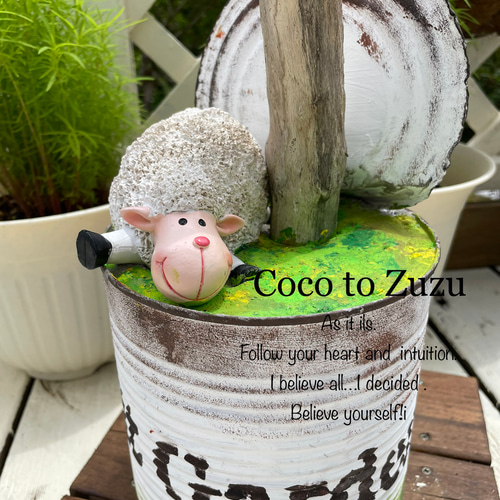 ウェルカムボード coco お庭のアクセント～ひつじのウォーリーおねだりmode(*˘ ³