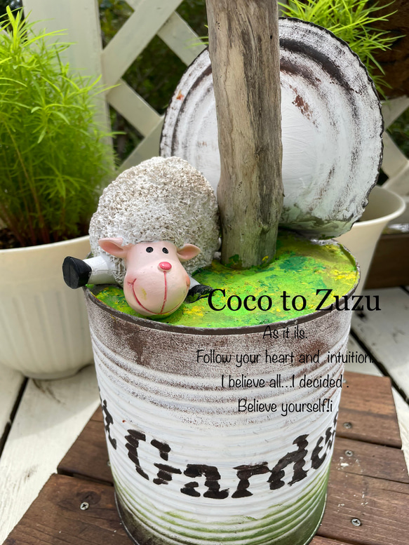 ウェルカムボード coco お庭のアクセント～ひつじのウォーリーおねだりmode(*˘ ³