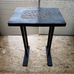 焼杉/タイルのアイアンサイドテーブル(高) 3枚目の画像