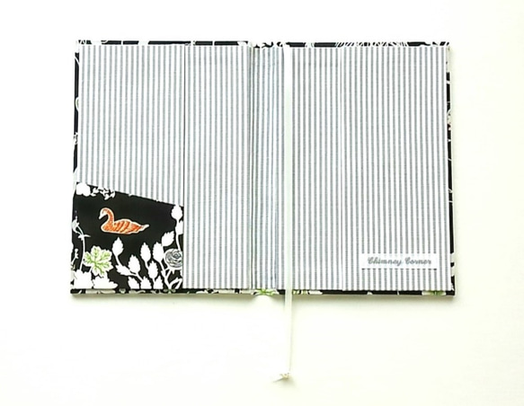 A6サイズ　ノートカバー　手帳カバー　リバティー　ヨシエ　黒 3枚目の画像