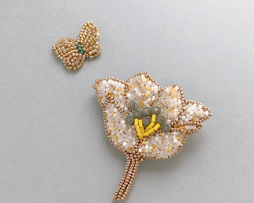 オートクチュールビーズ刺繍ブローチ チューリップの花 ブローチ