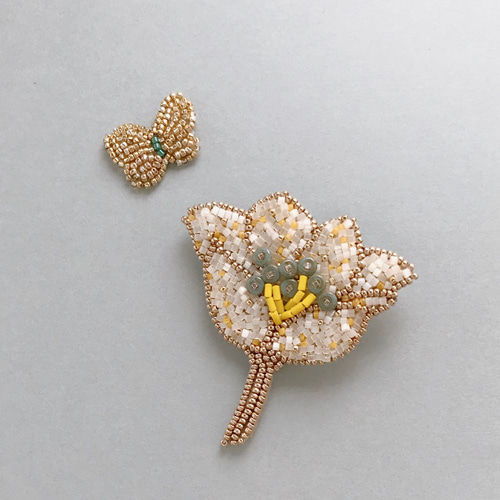 オートクチュールビーズ刺繍ブローチ チューリップの花 ブローチ