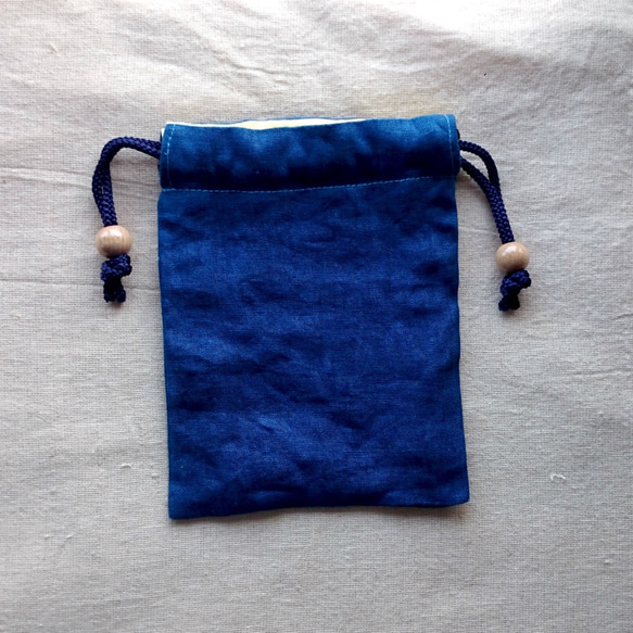 小粋な巾着ポーチ/リネン100%/藍染め/濃藍/麻 6枚目の画像