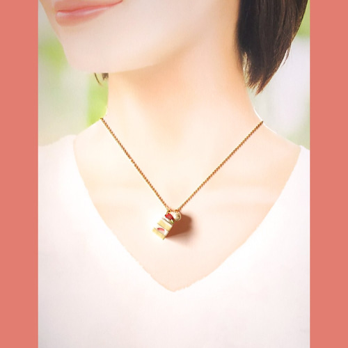 毎日つけたい！ゴールドマヨン ショートネックレス LEA ショートケーキのネックレス（ゴールド） ネックレス