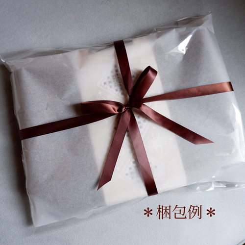 ヴィンテージ 豪華な立体刺繍 天然石パーティーバッグ　高級べ ロア 新作❤︎優しい輝きゴールド❤︎異国情緒漂う魅惑の高級インド