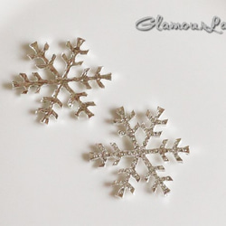 2個セット　48ｍｍ　クリスタルSnow/雪の花　デコレーションパーツ 3枚目の画像