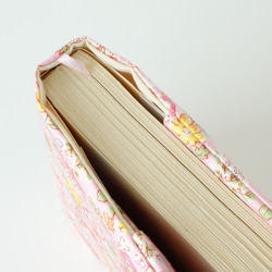 【文庫本】ピンク色の小花柄のブックカバー 8枚目の画像