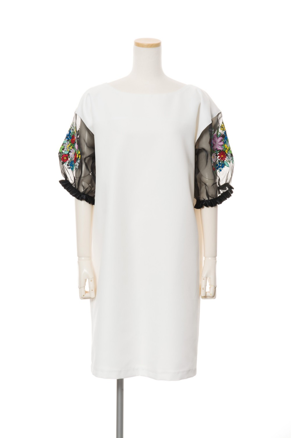 エンボロイダリースリーブワンピース ショートスリーブ