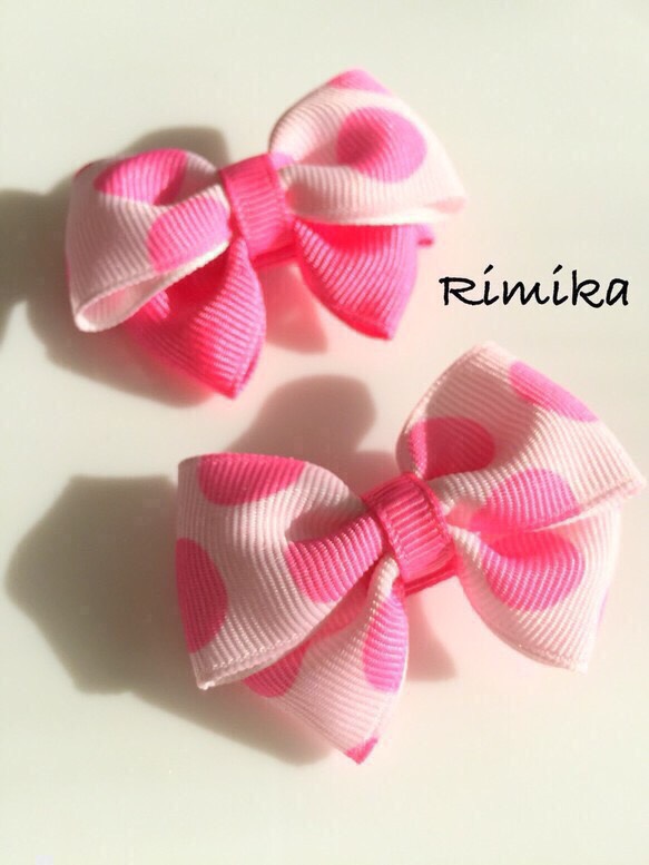 ベビー&キッズ】ピンクドットリボン☆ヘアクリップ ＊滑り止め付き
