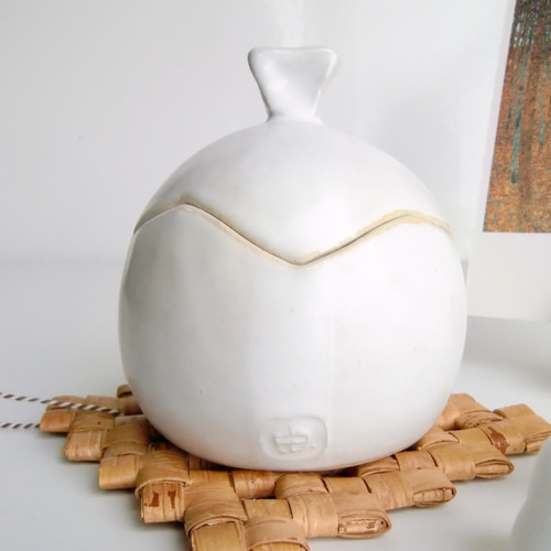 蓋付き小物入れ【信楽土 陶芸 陶器 キャンディボックス